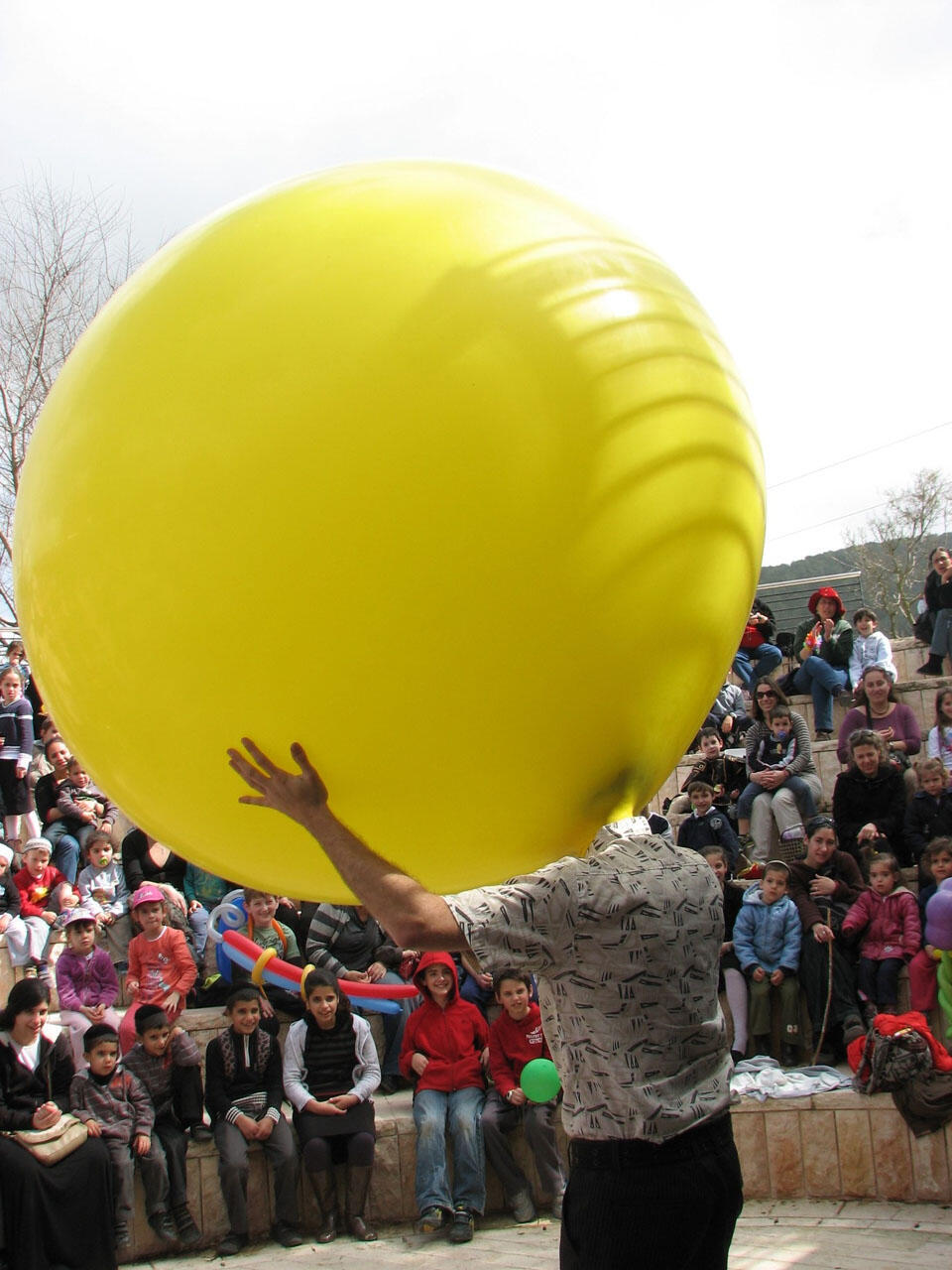 Шоу "Баллонизм" Фото: пресс-служба "Рош Хуцот"