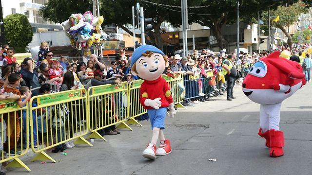 Адлояда в Холоне. Фото: Моти Кимхи