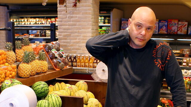 Коби Трайбиш, основатель сети "Тив-Таам" и рынка "Алленби-Ротшильд". Фото: Авигайль Узи (צילום: אביגיל עוזי) Коби Трайбиш, основатель сети "Тив-Таам" и рынка "Алленби-Ротшильд". Фото: Авигайль Узи