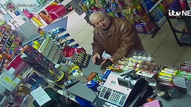 Сергей Скрипаль в магазине на прошлой неделеnullnull Сергей Скрипаль в магазине на прошлой неделе