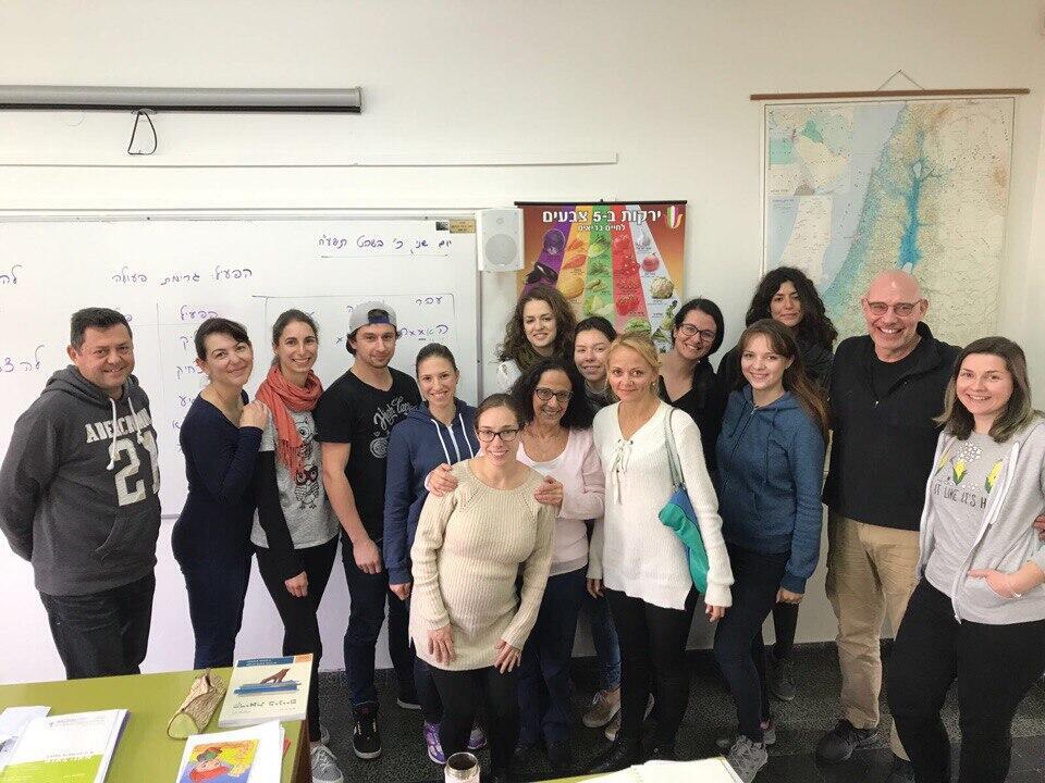 Группа Саши Мочаловой в ульпане