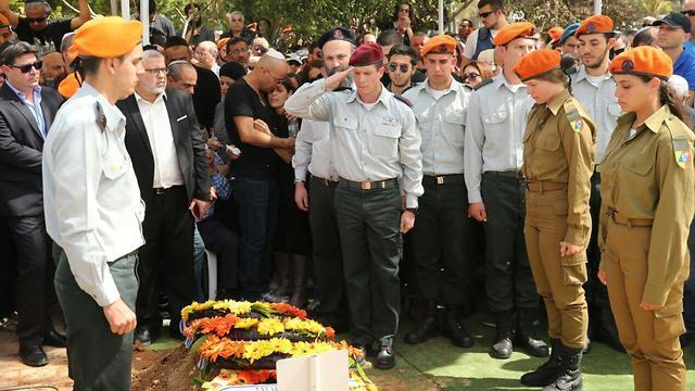 Lieutenant Ziv Daus laid to rest