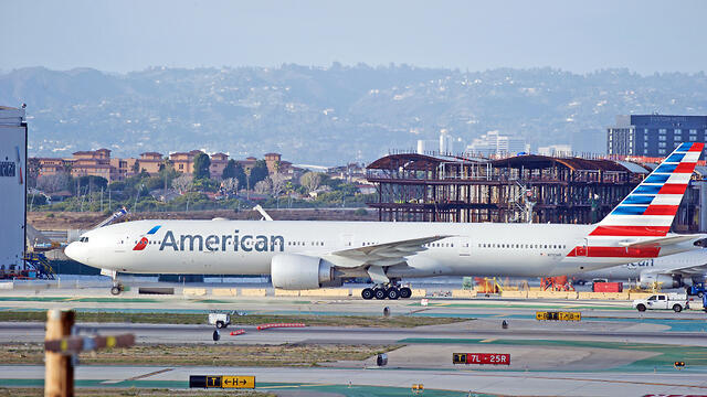 Самолет American Airlines. Фото: shutterstock