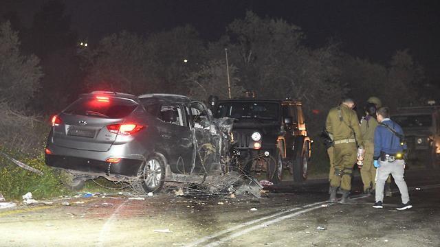 Scene of Friday’s car-ramming attack in Samaria (צילום: יאיר שגיא) Scene of Friday’s car-ramming attack in Samaria