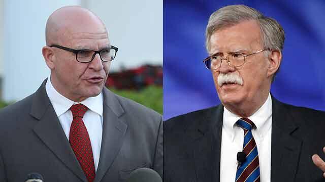 Герберт Рэймонд Макмастер и Джон Болтон. Фото: AP (צילום: AFP, AP) Герберт Рэймонд Макмастер и Джон Болтон. Фото: AP