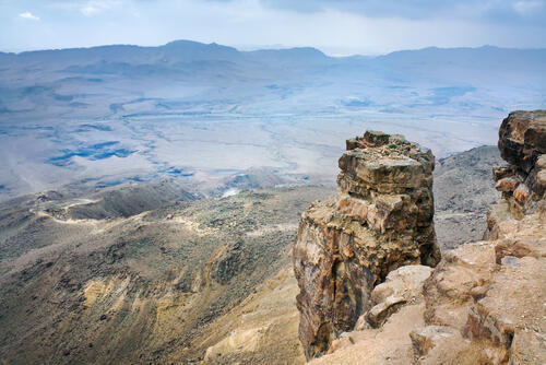 Кратер Рамон. Фото: shutterstock (shutterstock) Кратер Рамон. Фото: shutterstock