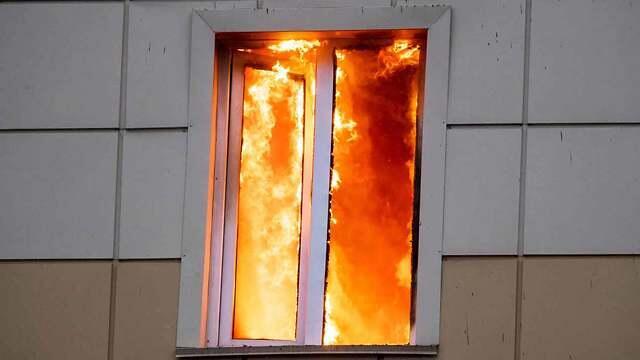 Пожар унес жизни 64 человек. Фото: МСТ (צילום: MCT) Пожар унес жизни 64 человек. Фото: МСТ