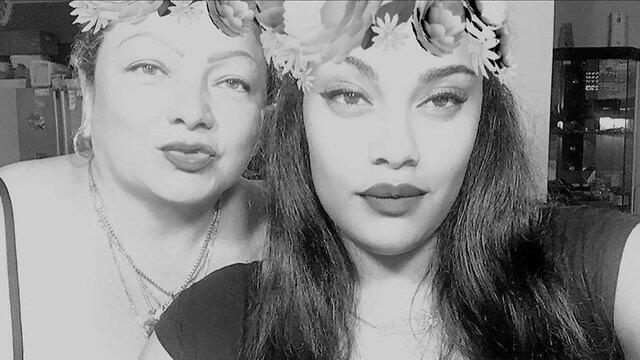 Элизабет и Валентина Кардона. Фото из семейного архива (באדיבות המשפחה ) Элизабет и Валентина Кардона. Фото из семейного архива