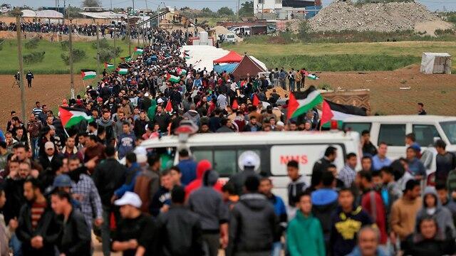 The march to the border