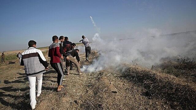 Clashes on the Gaza border on Sunday