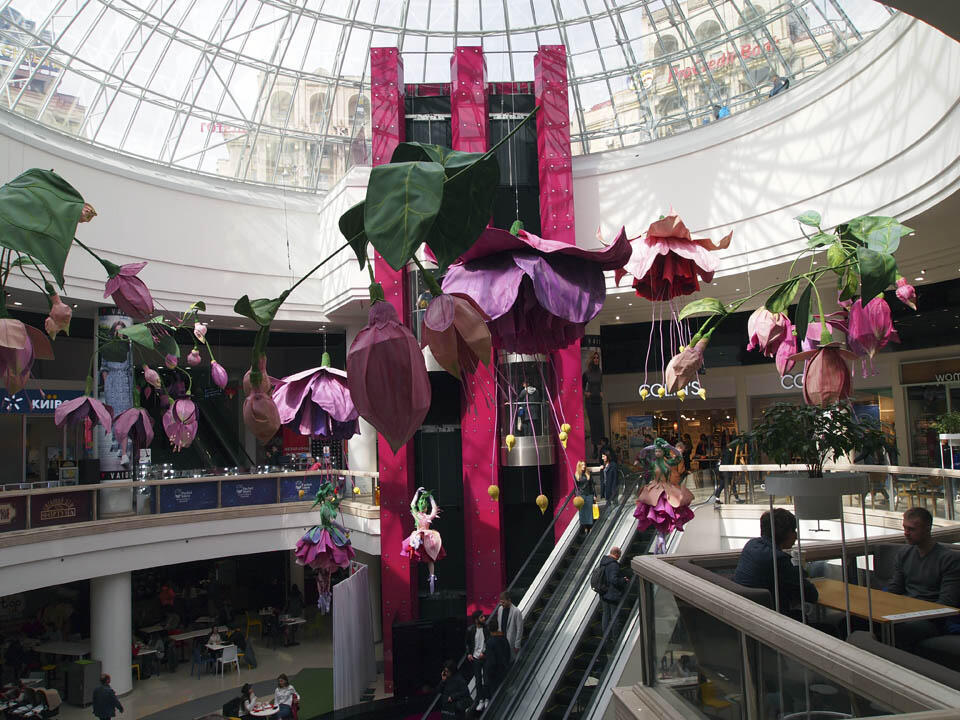 Торговый центр "Глобус". Фото автора (Фото: Ноа Лави) Торговый центр "Глобус". Фото автора