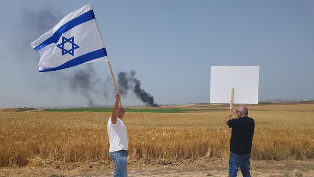 Ответ израильтян. Фото: Матан Цури (צילום: מתן צורי) Ответ израильтян. Фото: Матан Цури