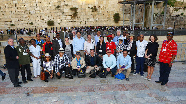UN delegation at Western Wall