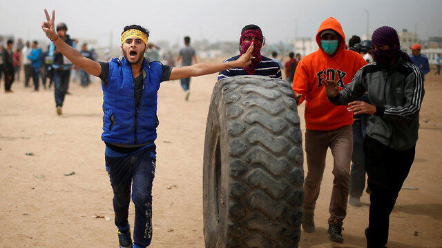 The relatively low number of participants indicates the general mood in the Gaza Strip (צילום: רויטרס) The relatively low number of participants indicates the general mood in the Gaza Strip