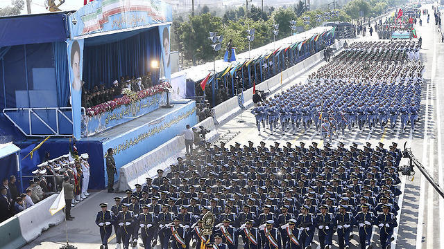 Военный парад в Иране. Фото: АР
