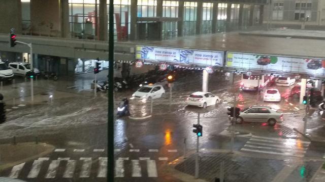 Tel Aviv municipality flooded