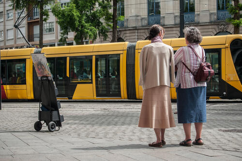 Иеговисты. Фото: NeydtStock shutterstock (NeydtStock shutterstock) Иеговисты. Фото: NeydtStock shutterstock