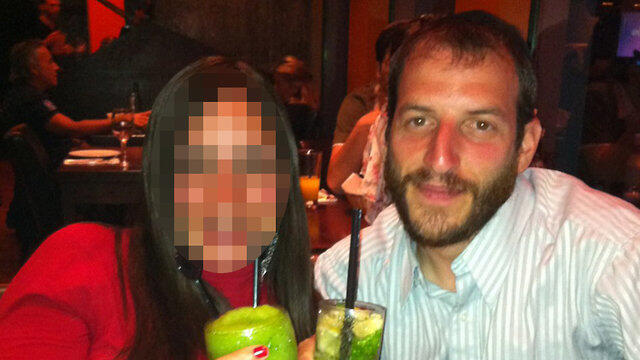 Штайнхартер с одной из своих "невест"