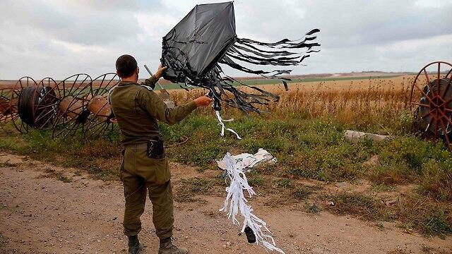 Incendiary kite seized by the IDF