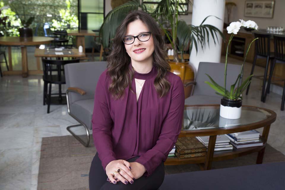  Адвокат Вера Кирштейн