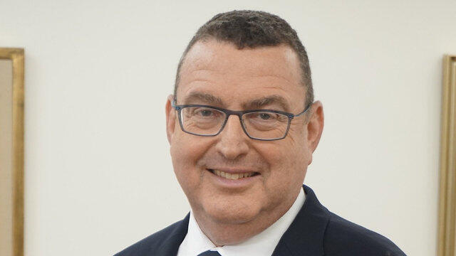 Адвокат Эйтан Эрез, распорядитель имущества Инбаль Ор. Фото: "Студио 11"