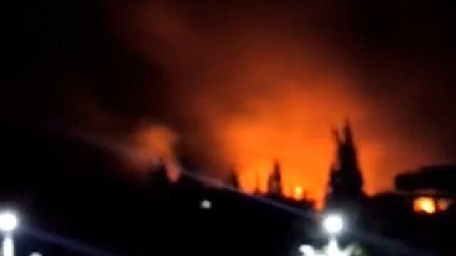 Пожар на военной базе в районе Дамаска. Фото: AP