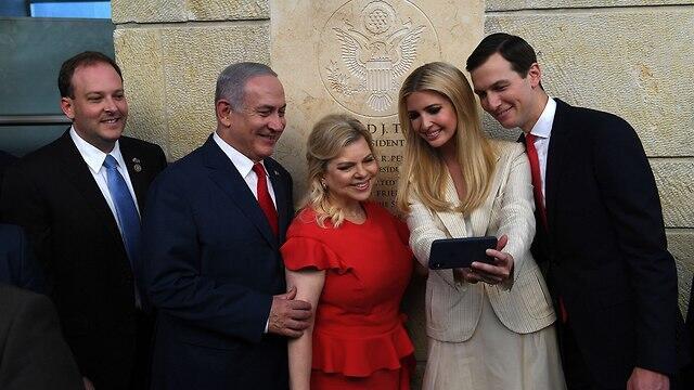Mr. and Mrs. Netanyahu with Mr. and Mrs. Kushner at US embassy opening in Jerusalem (צילום: קובי גדעון, לע"מ) Mr. and Mrs. Netanyahu with Mr. and Mrs. Kushner at US embassy opening in Jerusalem