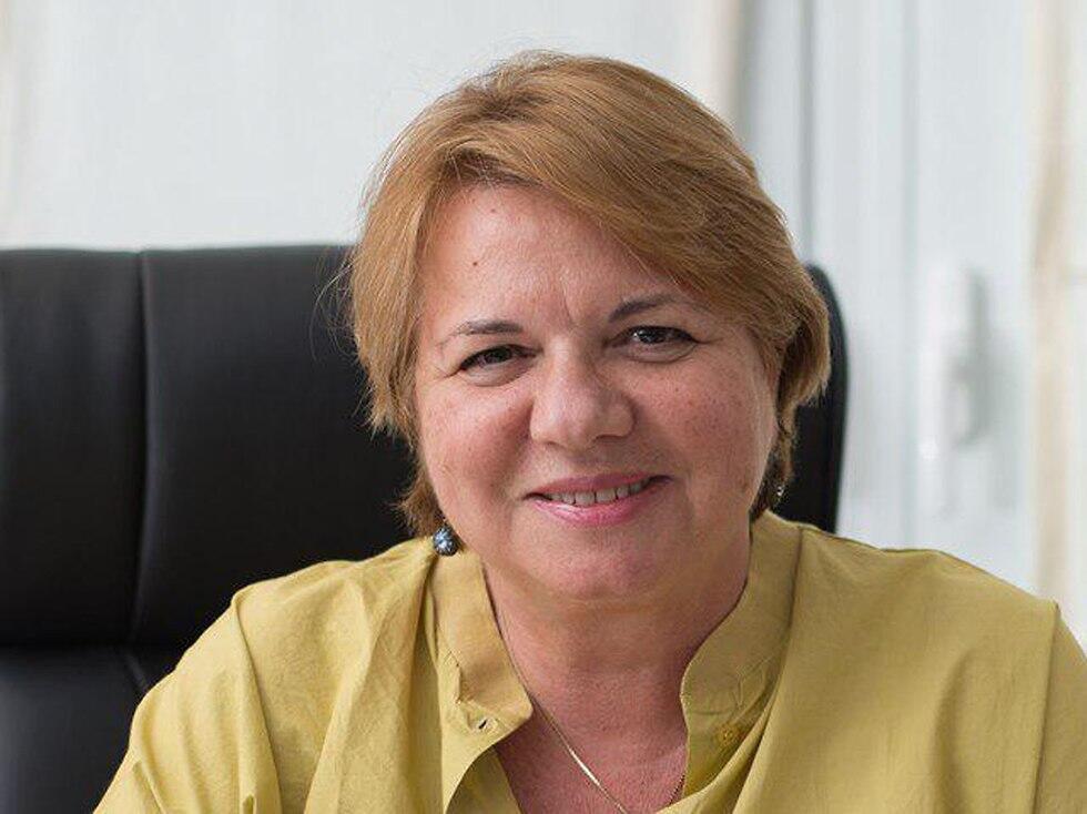 Simona Frenkel nullnull Simona Frenkel