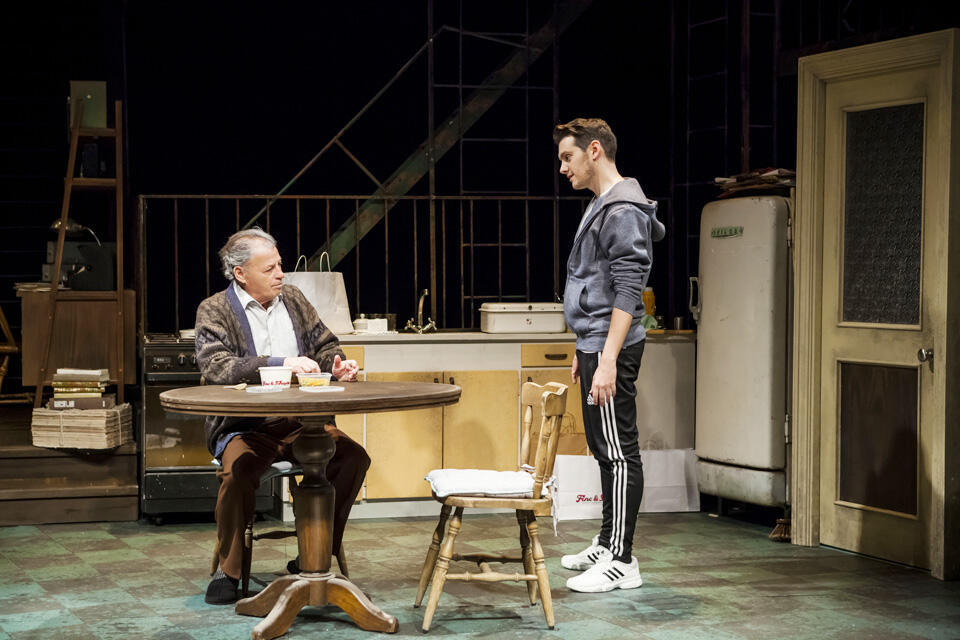 Сцена из спектакля "Мистер Грин" Фото: Кфир Болотин