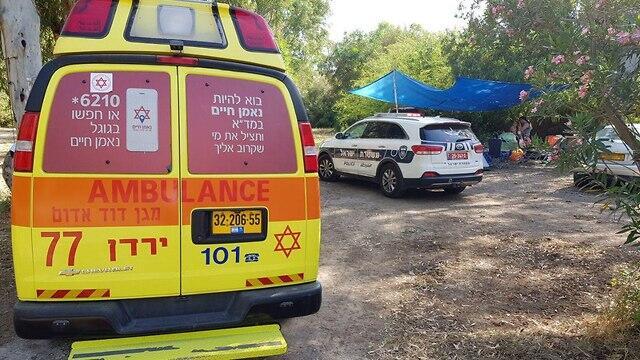 Скорая прибыла в Кфар-Блюм. Фото: МАДА (צילום: דוברות מד"א) Скорая прибыла в Кфар-Блюм. Фото: МАДА