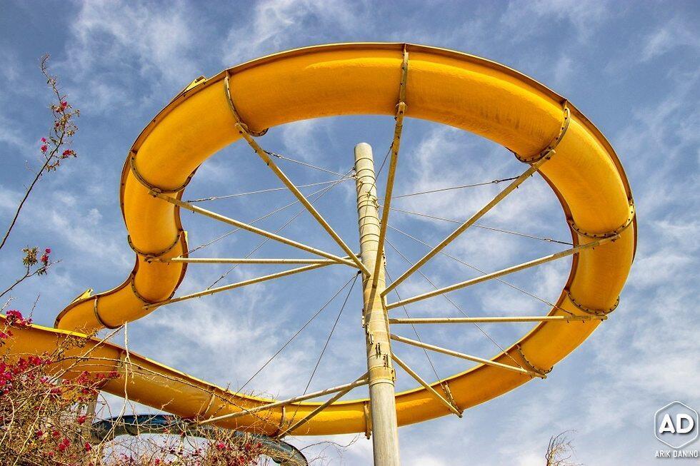 Заброшенный аквапарк "Аттракция". Фото: Арик Данино (צילום: אריק דנינו) Заброшенный аквапарк "Аттракция". Фото: Арик Данино
