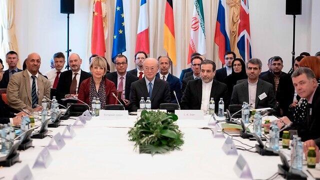 Ирано-европейская встреча в Тегеране. Фото: AFP