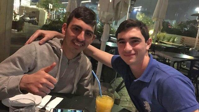 Ronen Lubarsky, rightnullnull Ronen Lubarsky, right