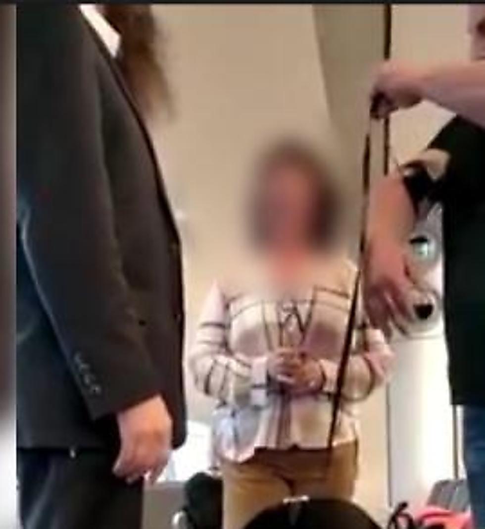 Конфликт в аэропорту. Скриншот со страницы Гада Кауфмана в сети Facebook