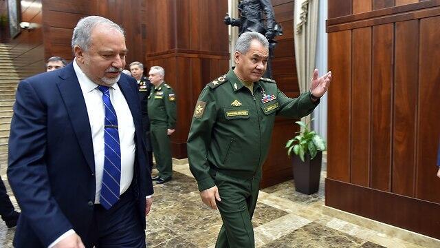 Lieberman with Russian Defense Minister Sergey Shoygu. ‘Iran a regional and global problem’ (צילום: אריאל חרמוני, משרד הביטחון) Lieberman with Russian Defense Minister Sergey Shoygu. ‘Iran a regional and global problem’