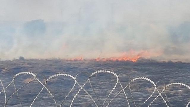 Fire near Nir Am (צילום: נוגה בנודיז) Fire near Nir Am
