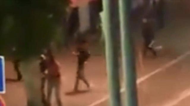 Драка на улице Неве-Шаанан (кадр видеозаписи)