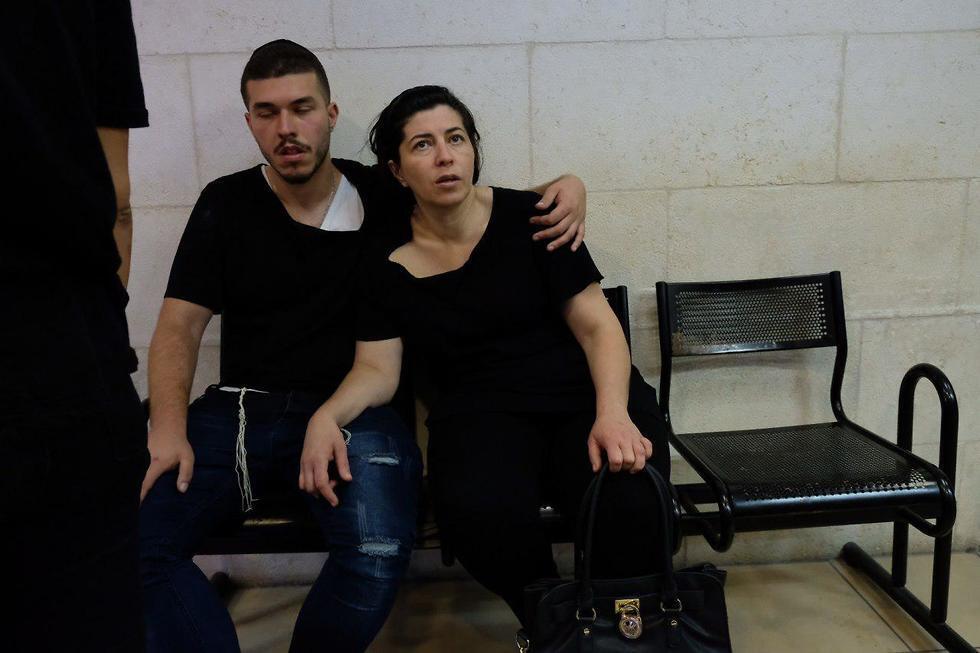 Родные Бутрашвили в суде. Фото: Шауль Голан (צילום: שאול גולן) Родные Бутрашвили в суде. Фото: Шауль Голан