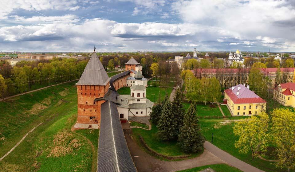 Новгород. Фото: Shutterstock.com (Фото: Shutterstock.com) Новгород. Фото: Shutterstock.com