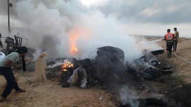 Подожженные покрышки