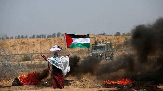 Женщин используют в качестве живого щита