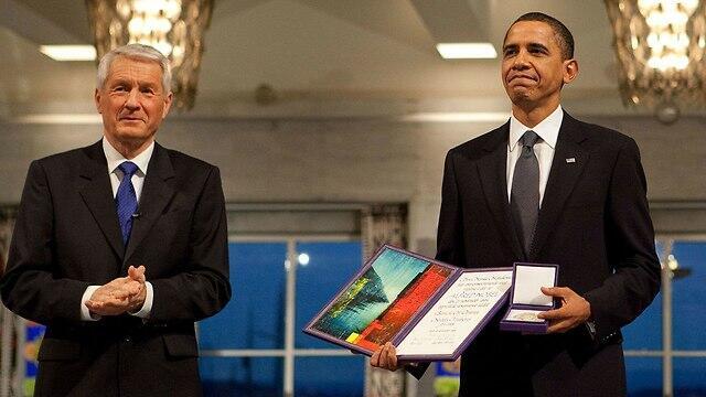 Барак Обама на церемонии вручения Нобелевской премии мира, 2009 год (архив)nullnull Барак Обама на церемонии вручения Нобелевской премии мира, 2009 год (архив)