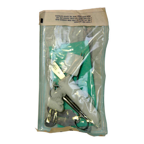 Стерильный набор для обрезания. Фото: shutterstock