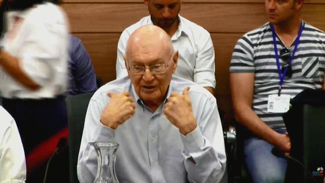Prof. Yitzhak Zamir at the meeting 