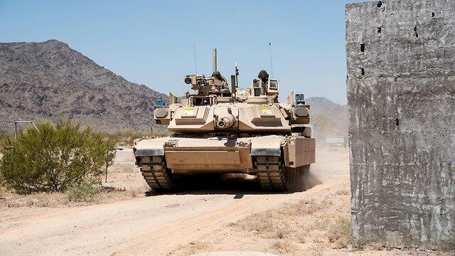 Tank with Trophy system