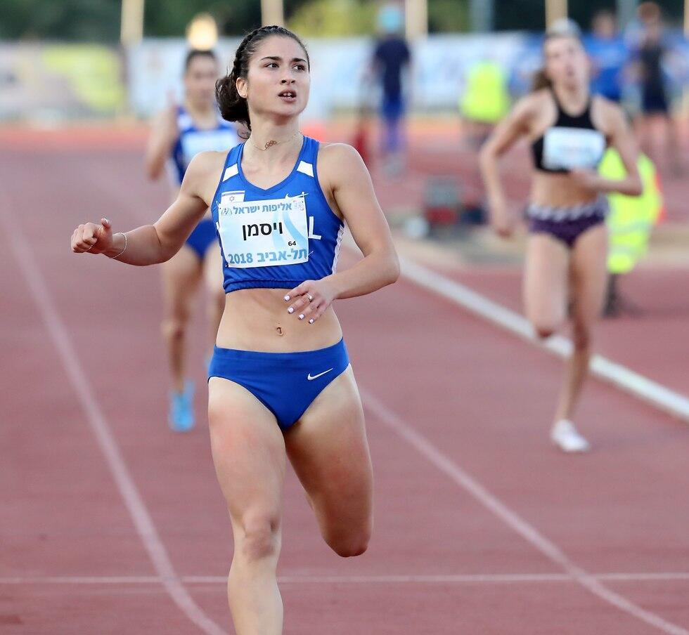 Диана на стометровке. Фото: Орен Ахарони (צילום: אורן אהרוני) Диана на стометровке. Фото: Орен Ахарони