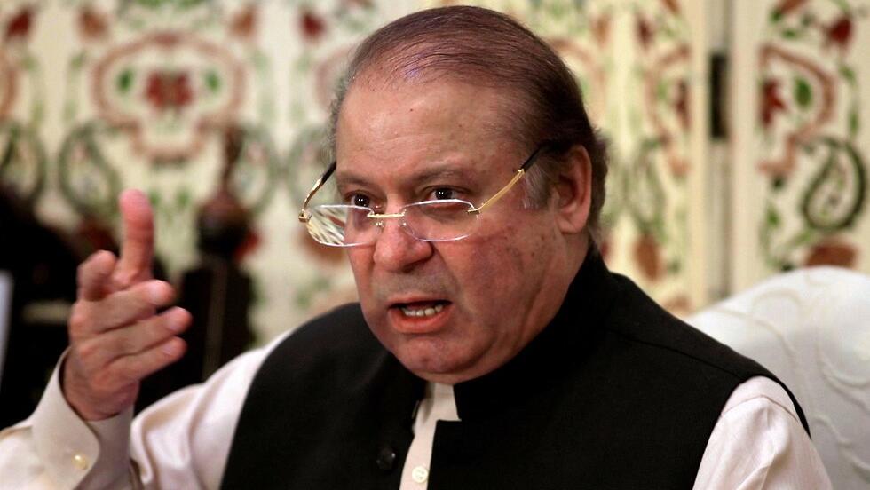 Nawaz Sharif served as prime minister of Pakistan across three different terms over 27 years (Photo: AP) שנות מאסר לנוואז שריף