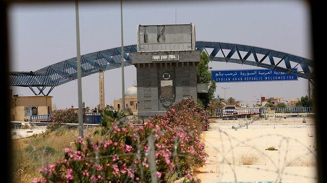 Пограничный переход на границе Сирии и Иордании, провинция Даръа. Фото: АР
