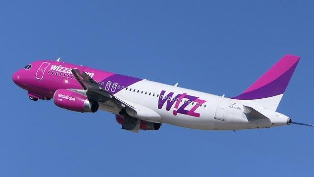 Самолет компании WizzAir. Фото: Дани Саде (צילום: דני שדה) Самолет компании WizzAir. Фото: Дани Саде