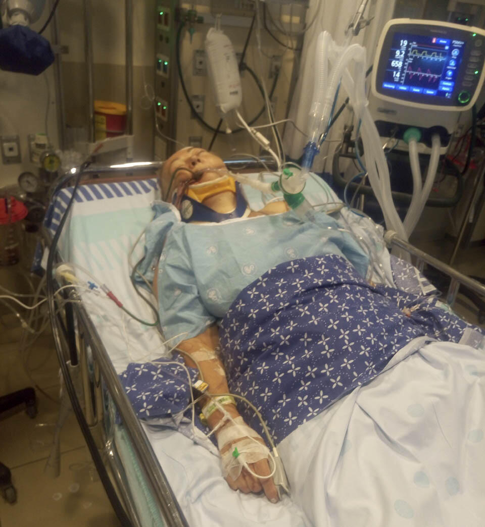 "Врачи сделали невозможное". Фото: Елена Гросс (Фото: Елена Гросс) "Врачи сделали невозможное". Фото: Елена Гросс